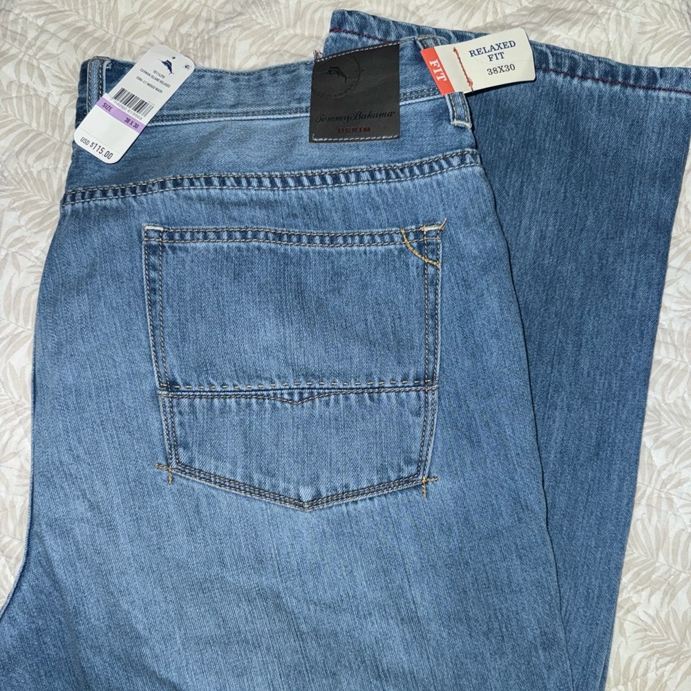 Tommy Bahama Jeans, NWT 38/30